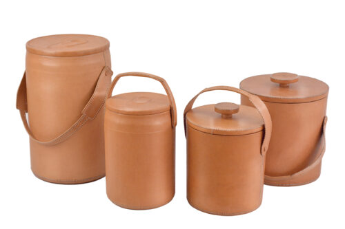 objetos de cuero cubos de hielo